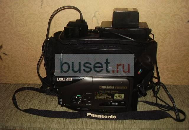 Продаю видео камеру panasonic R550 за 1 000 руб Москва