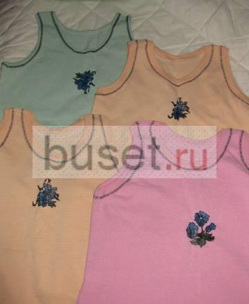 Майки новые на девочку рост 134-140   4 штуки Санкт-Петербург