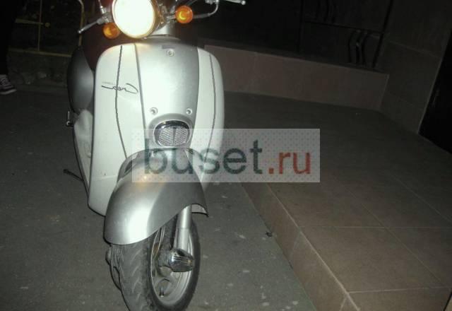 Скутер Honda Giorno Crea Москва
