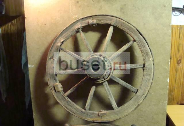 Колесо от старинной телеги для интерьера Москва