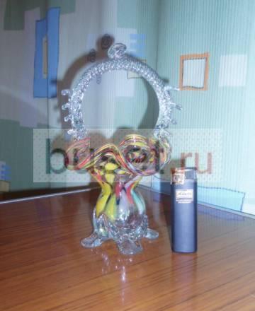 Небольшая ваза из цветного стекла Москва