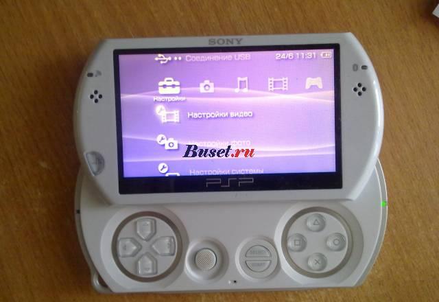 Sony PlayStation Portable Go (PSP Go) +17 игр Пермь