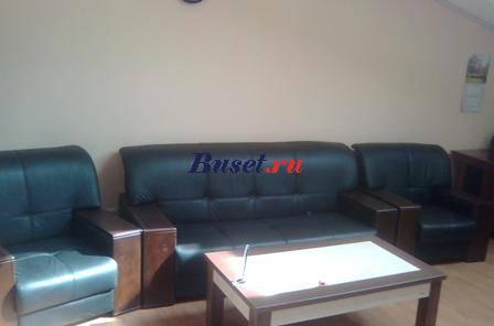 Диван б/у к/з 190х84х80+ 2 кресла 95х84х80 Москва