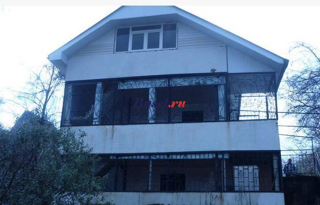 Капитальный дом с участком 5,5 соток в Лазаревском Сочи