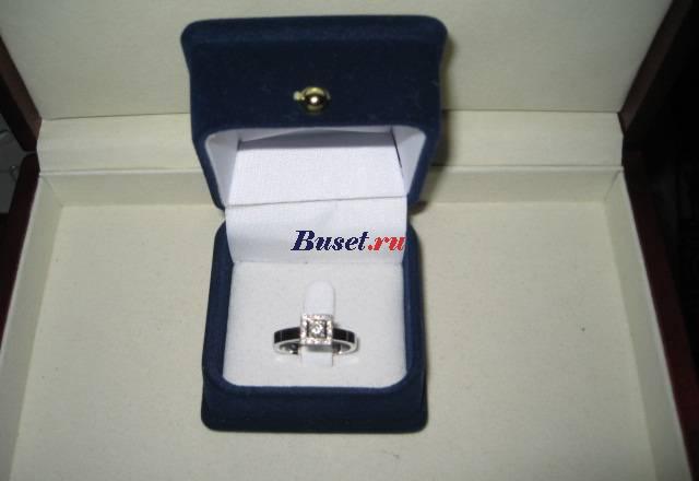 Кольцо из белого золота с бриллиантами Санкт-Петербург