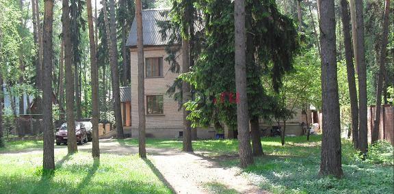 Продам коттедж 520 м.кв.15 км от МКАД  Малаховка Москва