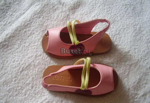Сандалики Gymboree новые 24 разм Мытищи