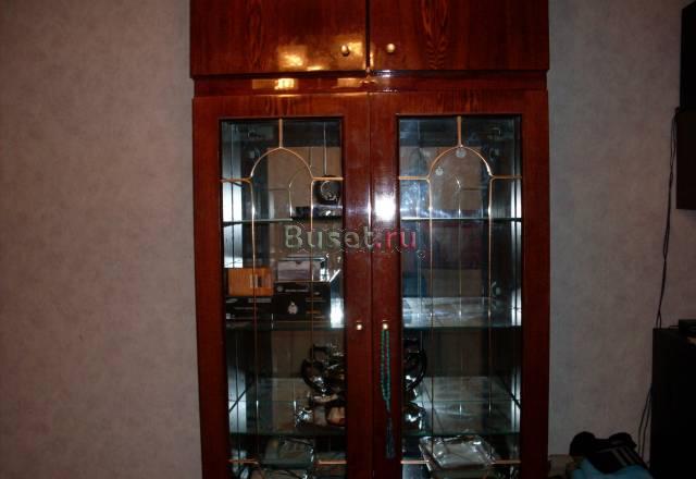 Шкаф для посуды со стеклянными полками Саратов