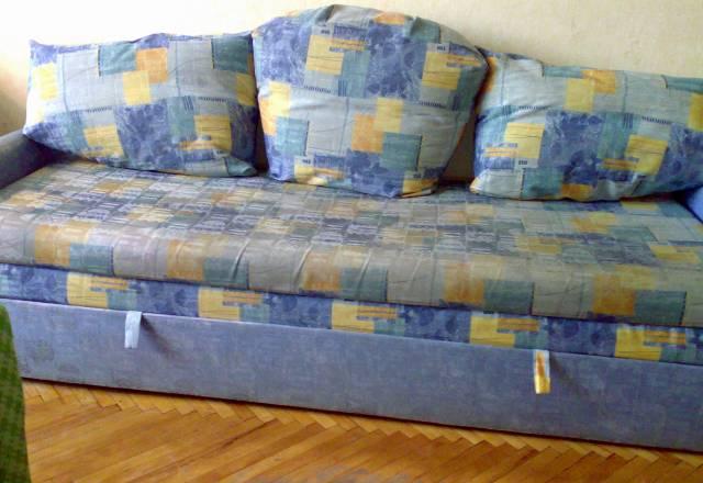 Диван современный в хорошем состоянии Москва