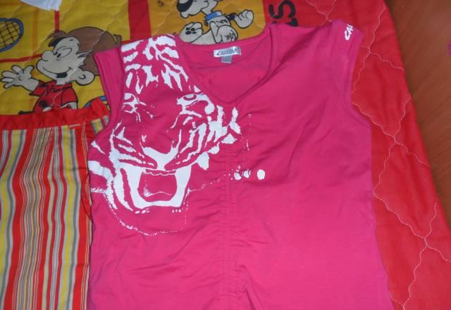 Яркая футболка Москва