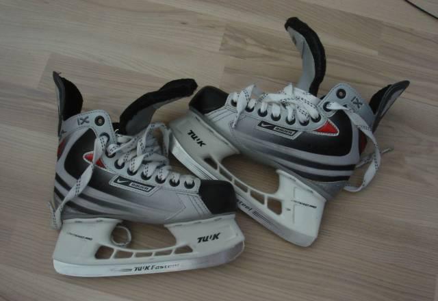 Коньки для мальчика. Bauer Nike Vapor IX Skate Москва