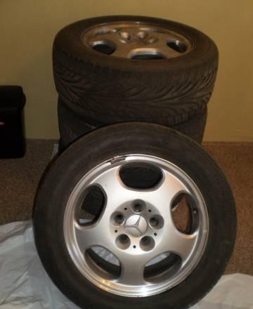 Шины Dunlop SP9000 225/55/16+диски Москва