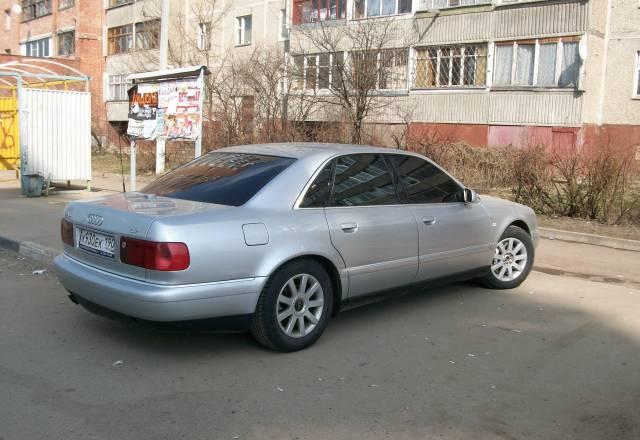 Audi A8, 2000 Москва