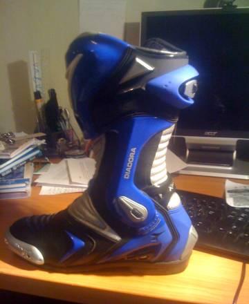 Мотоботы Москва