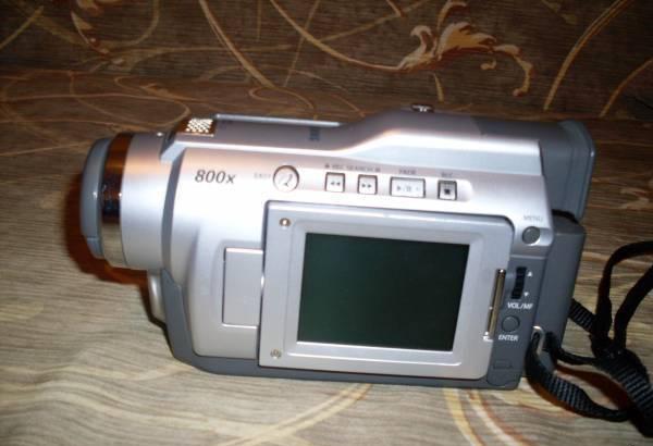 Видеокамера цифровая Samsung VP-D21i, miniDV Москва
