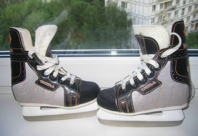 Хоккейные коньки Tackla р.27 Москва