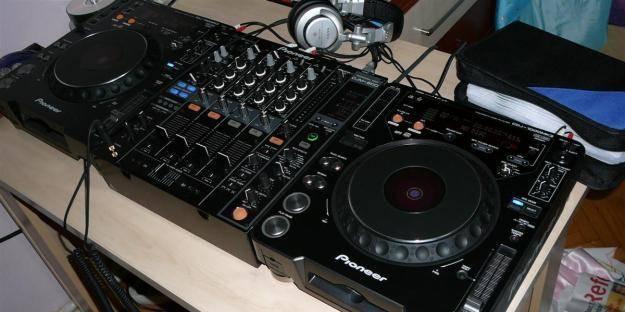 Продажа 2x пионером cdj1000 mk3 и DJM 800 микшер Владивосток