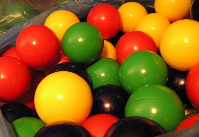 Шарики для сухого бассейна Москва