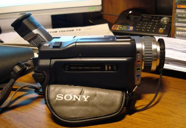 Sony  DCR-TRV240E PAL Москва