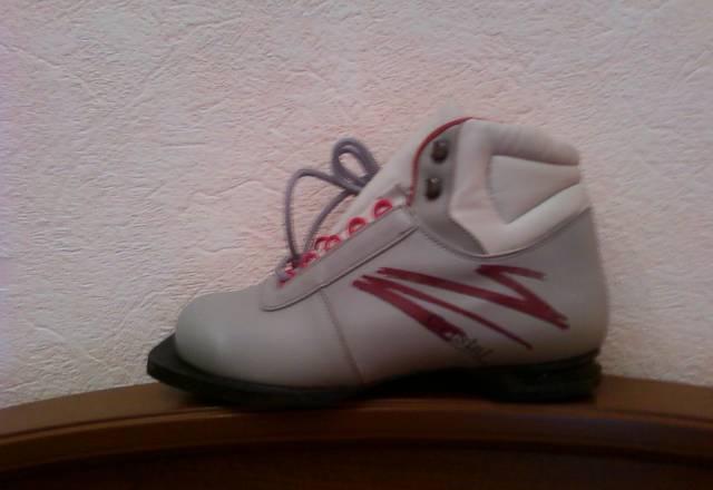 Лыжные ботинки Москва