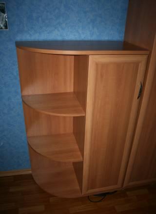 Продам тумбу + стол Санкт-Петербург