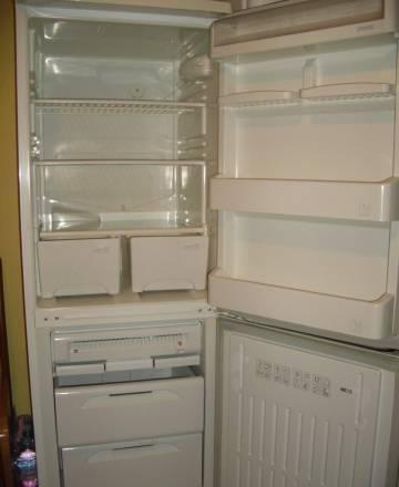 Stinol 107, NoFrost, 2-х камерный Москва