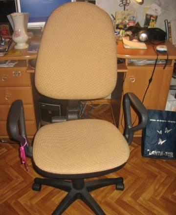Письменный стол,стул компьютерный Москва