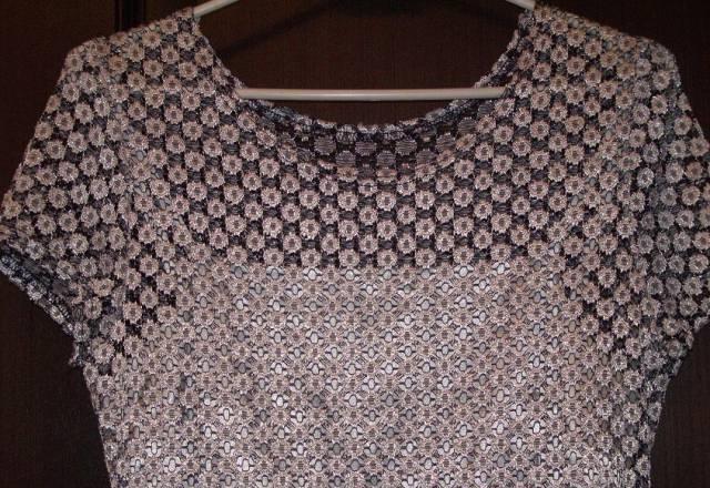 Очень красивое платье размер 42-44-46 Москва