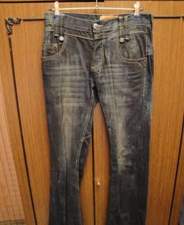 Джинсы и штаны Москва