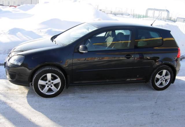 Продам Volkswagen Golf V 1.6 Санкт-Петербург