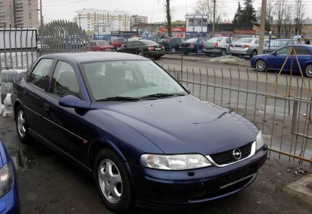 Прдам Opel Vecta 1.8 автомат Санкт-Петербург