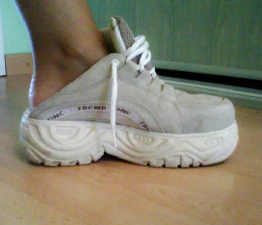 Кроссовки без задника Москва