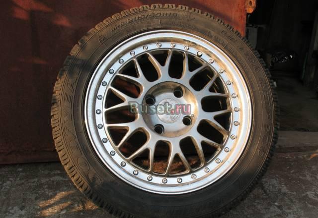 Ultra Grip 500 205/55 R16 на дисках - 4 шт Москва