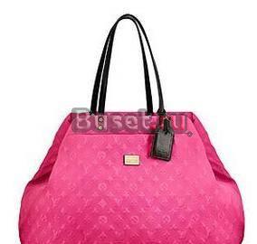 На лето Сумка Louis Vuitton LV cruise Scuba Москва