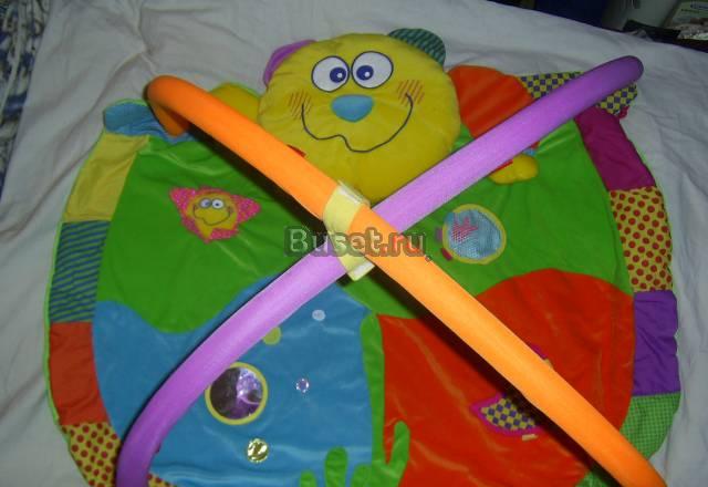 Коврик игровой-кошка, в подарок турничок aprica Москва
