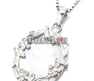 ПОДВЕСКА С БЕЛЫМ ПЕРЛАМУТРОМ Москва