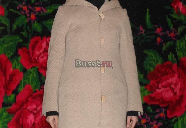 Пальто коротко(весна,осень)р.42-44.На рост до 160 Санкт-Петербург