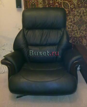 Кожаное  офисное кресло Москва