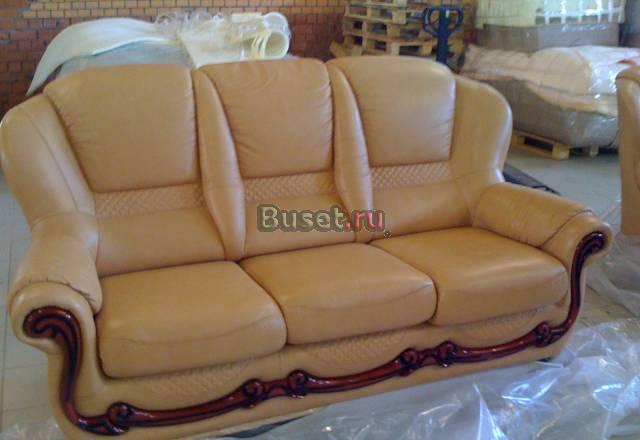 Кожаный диван возможен торг 3+1+1 Москва