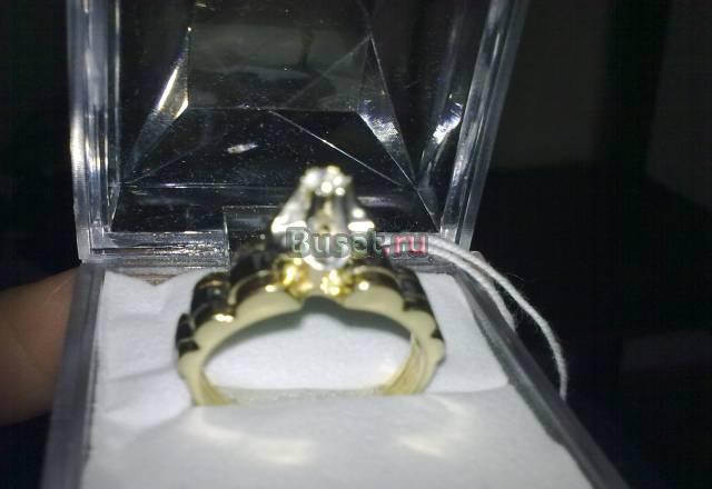 Роскошный комплект- брилланты в белом золоте Москва