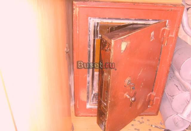 Сейф для ценных бумаг и денежной наличности Истра