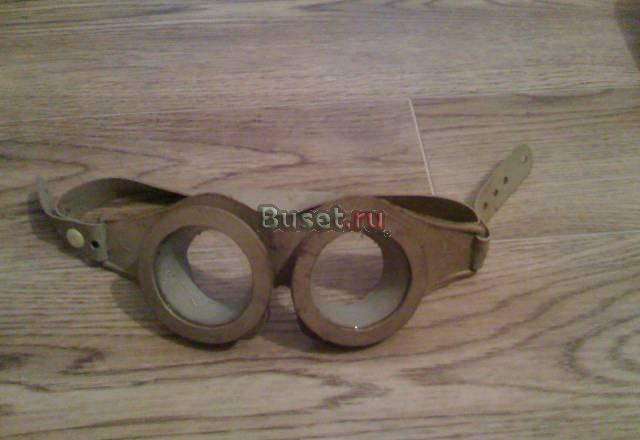 Очки. ретро. резиновые Москва