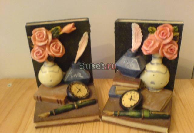 Раритетные держатели книг Москва