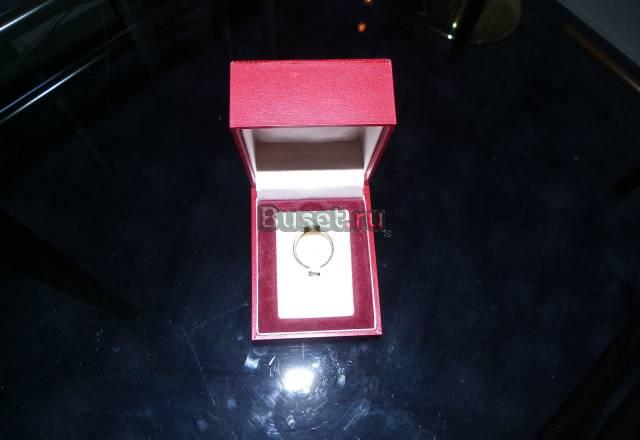 Золое кольцо с жемчугом. Превосходное состояние Москва