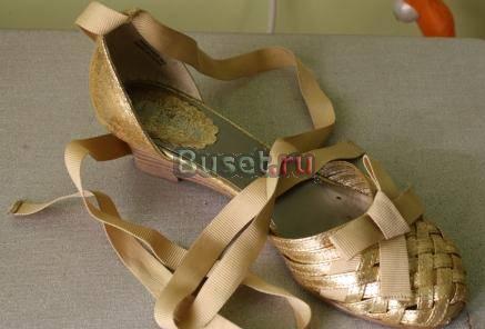 Золотые босоножки Санкт-Петербург