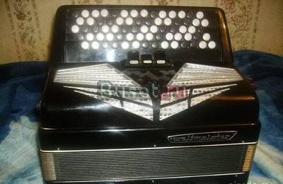 Баян Вельтмастер Фионетта со встроенными микр Москва