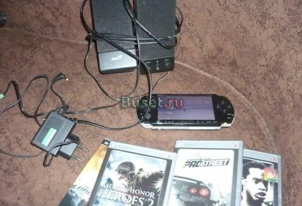 PSP Slim,3008,в отл.сост,5 юмд дисков Санкт-Петербург