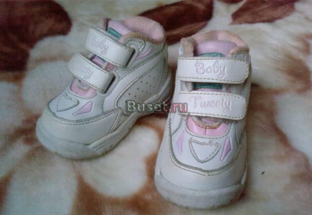 Кроссовки р.19 (12 см.) Одежда р.74,80 Санкт-Петербург