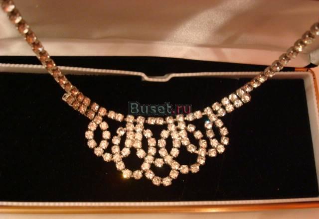 Колье стразы привозное Москва