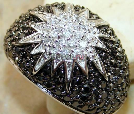 Кольцо серебро с ониксом и белым топазом Москва